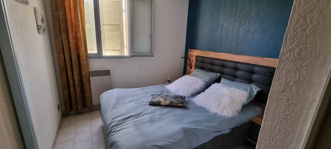 Ganze Wohnung, Ferienwohnung für 4 Personen mit Terrasse in La Seyne-sur-Mer, Mittelmeerküste (Frankreich)
