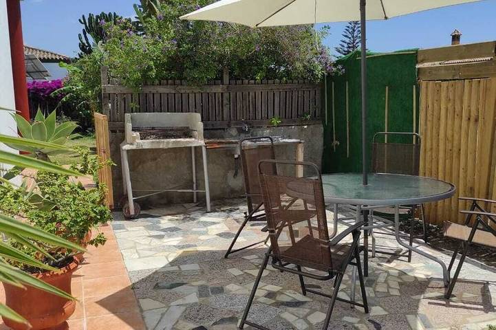 Casa rural para 6 personas, con terraza en El Palmar (Andalucía)
