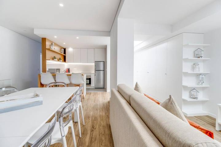 Gîte pour 6 personnes, avec vue et terrasse dans Aguçadoura
