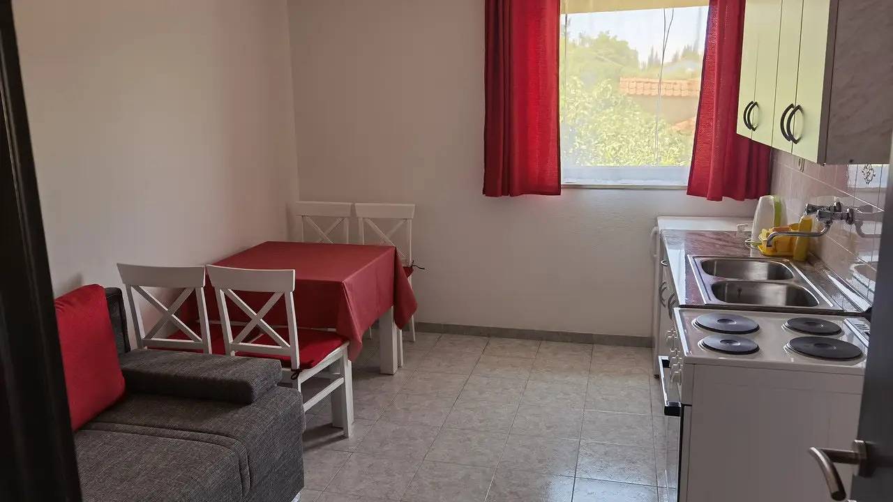 Cijeli apartman za odmor, Ferienwohnung für 4 Personen (29 m²) in Trpanj in Trpanj, Dubrovačko-neretvanska županija