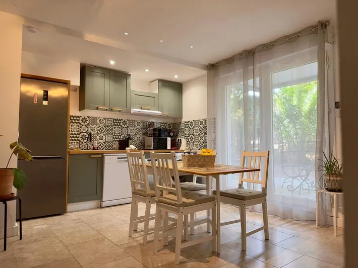 Ferienwohnung für 4 Personen, mit Pool und Garten - 1