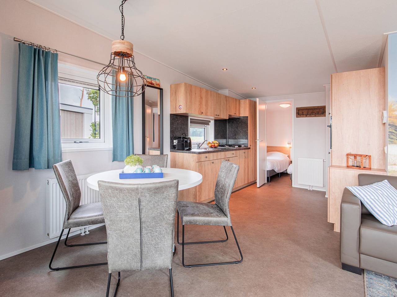 Chalet in Duisburg with Beach and Harbor Views in Bergen (Limburg), De Maasduinen National Park