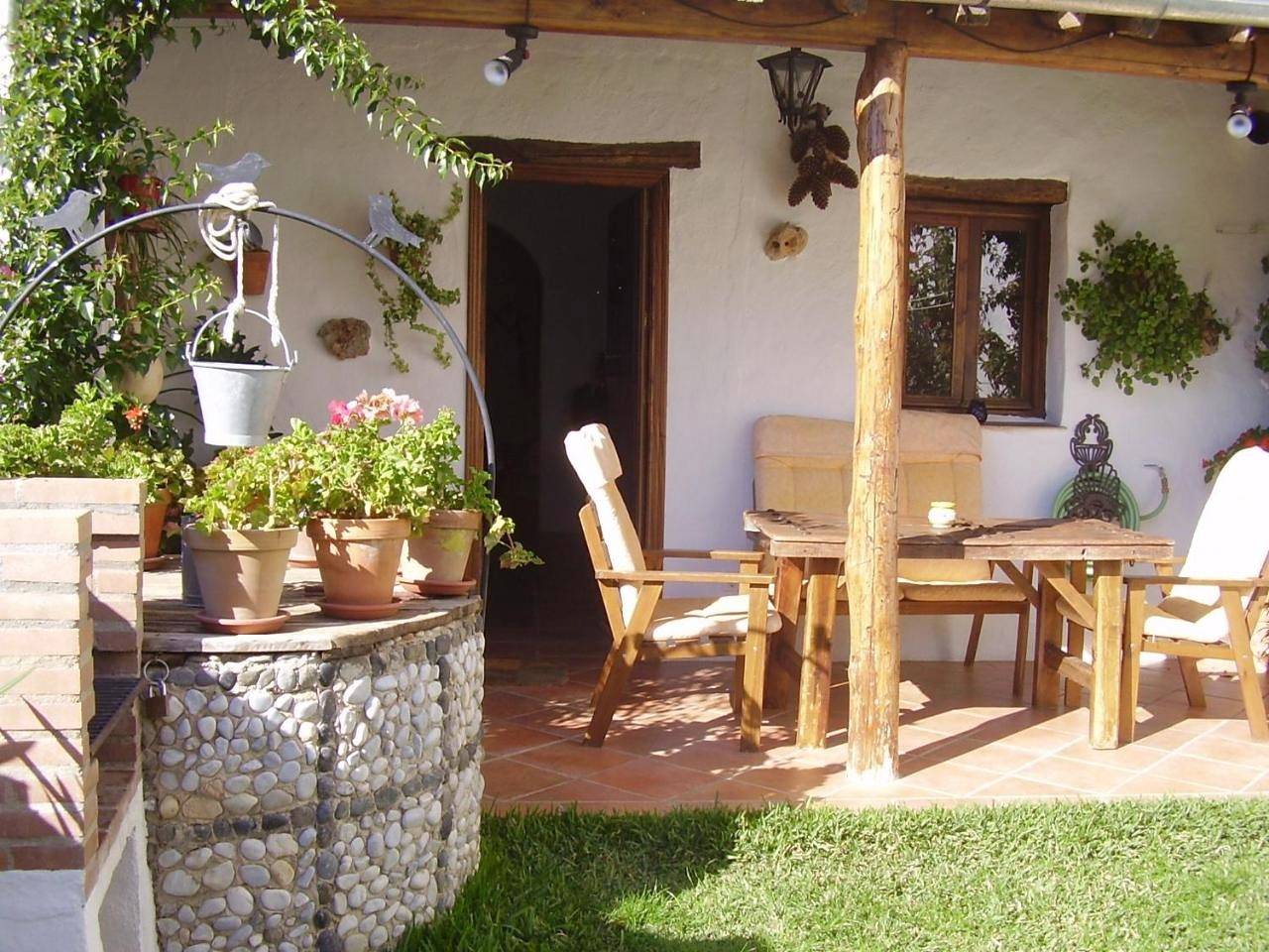 Three-Bedroom House in Parauta, Province de Málaga