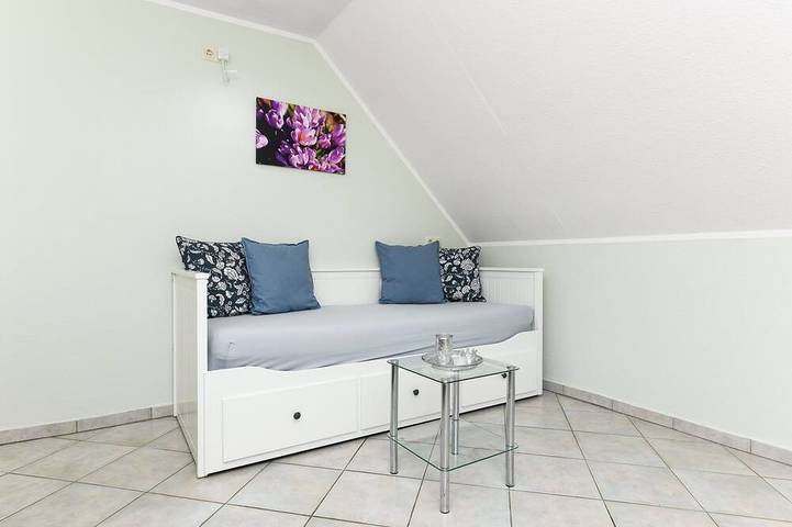 Ferienwohnung für 4 Personen, mit Terrasse und Garten in Moorweg - 2