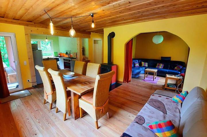 Ferienhaus für 16 Personen, mit Garten und Balkon sowie Sauna in Neckar-Odenwald-Kreis