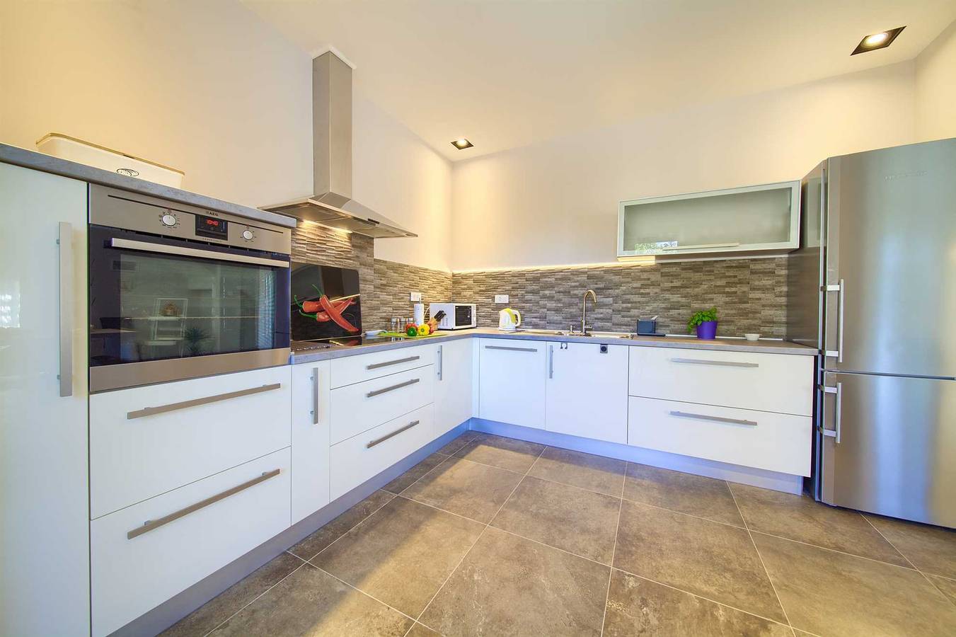 Villa Adrimar mit privatem Pool und Grill in Risika, Krk