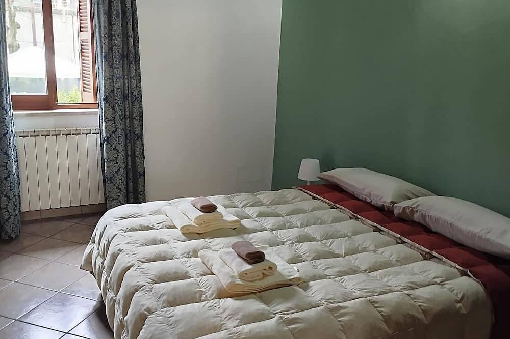 Casa Gabry - tramonto sul lago in Anguillara Sabazia, Lago di Bracciano