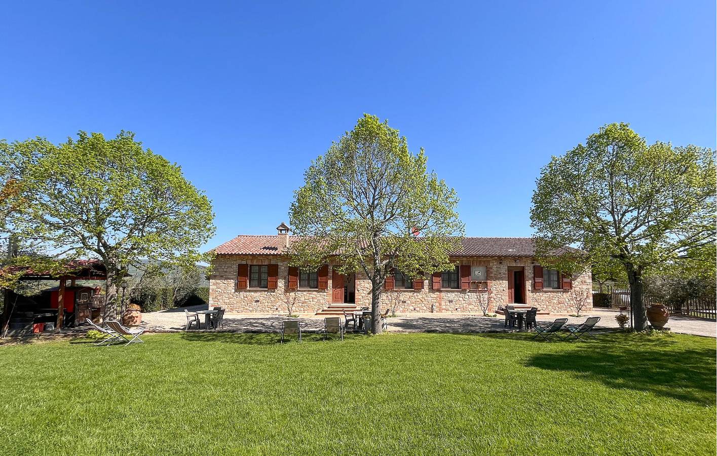 Riverfront Retreat with Pool & Parking in Todi, Perugia Province