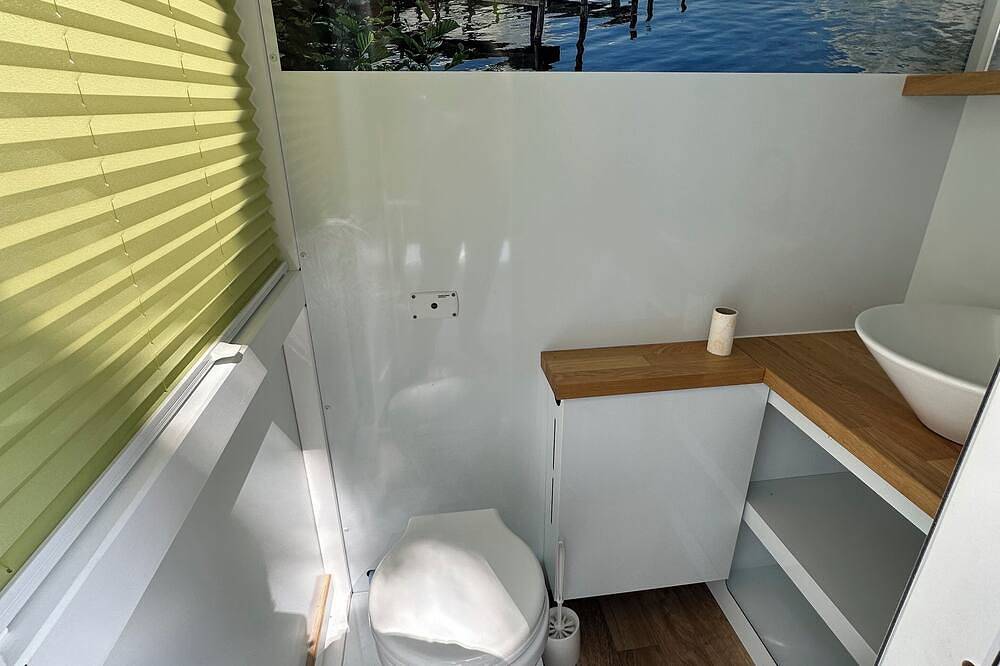 Hausboot Queen Emma! Tiefenentspannung auf sanft schaukelnden Wellen!!! in Zehdenick, Ruppiner Seenland