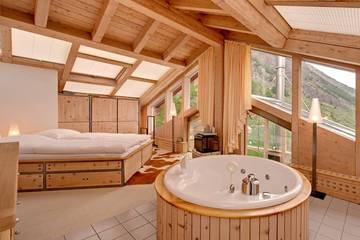 Chalet for 8 People in Zermatt, Wallisian Alps, Photo 3