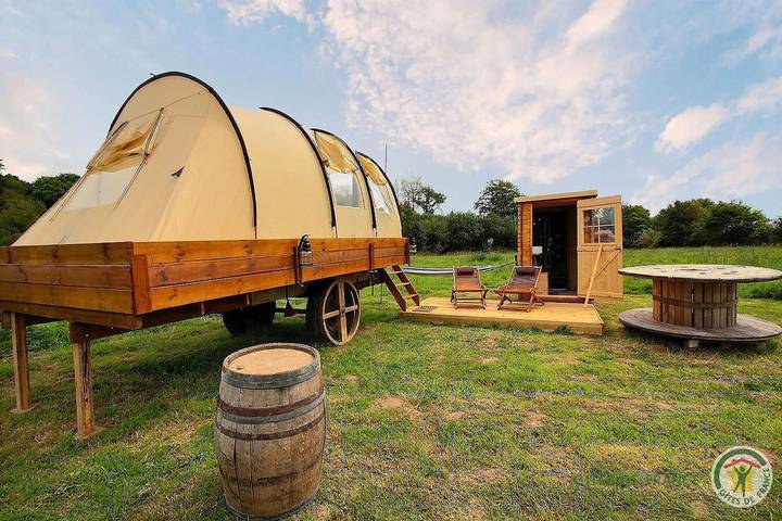Location de vacances pour 2 personnes, avec jardin à Ploumilliau