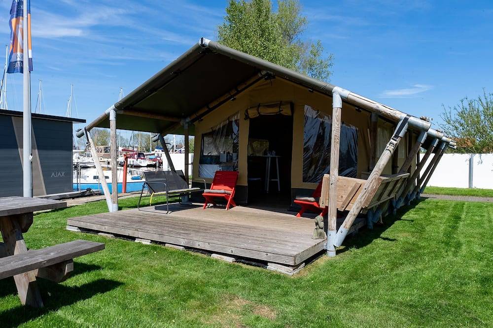 Huren comfortabele Safaritent bij het water in watersportdorp Heeg! in Heeg, IJsselmeer