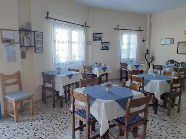 Maison d’hôte pour 2 personnes, avec jardin ainsi que balcon et vue à Thera - 4