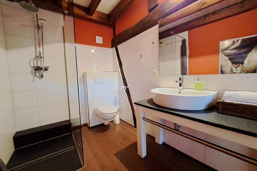 Ganze Wohnung, Traumhafte Eifel Fewo für 2 Personen mit Sauna, Landhaus Garten und Terrasse in Antweiler, Ahrtal