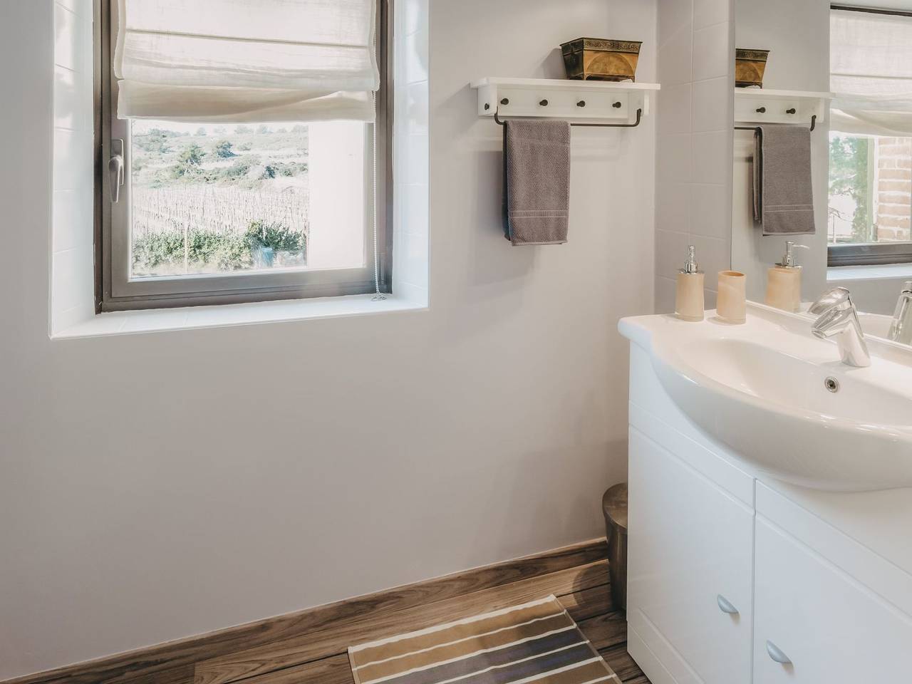 Ganze Wohnung, Charmante Ferienwohnung mit Terrasse und Pool in Armissan, Narbonne und Umgebung