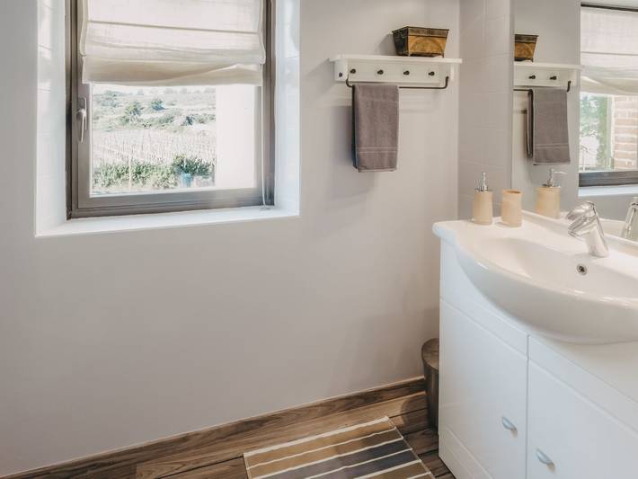 Gîte pour 4 personnes, avec jardin et piscine à Armissan - 4