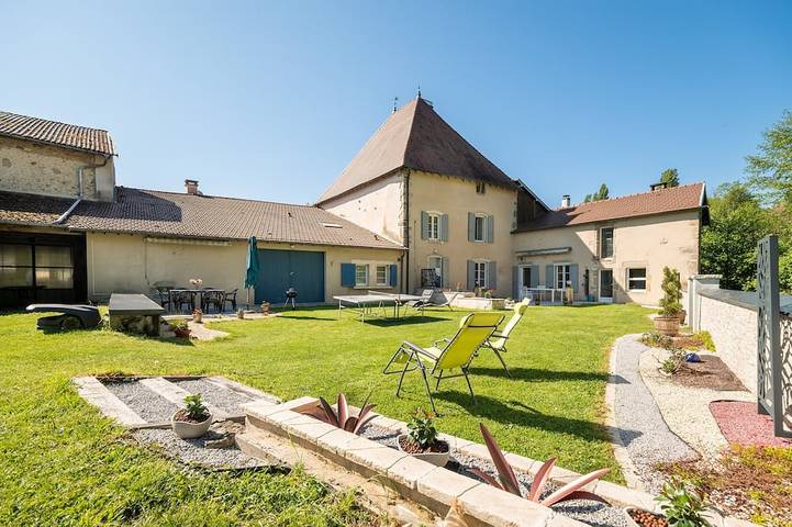 Gîte pour 5 personnes, avec terrasse et jardin à Isches