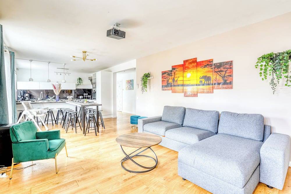Entire apartment, Duplex flat in Villa* Paris, Expopark, Cdg, Disney in Aulnay-sous-Bois, Seine-Saint-Denis