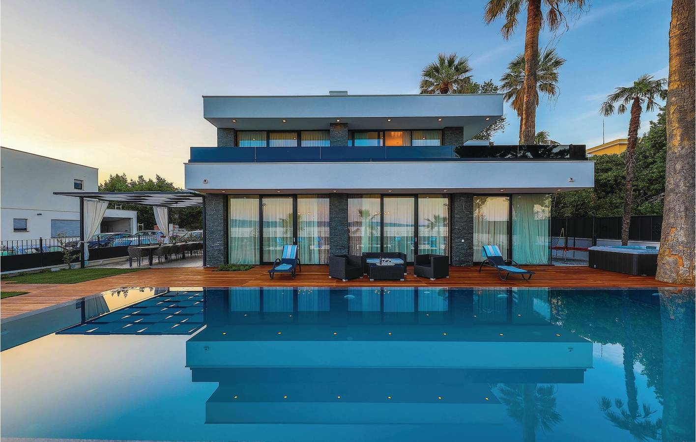 Ferienhaus für 15 Personen mit Terrasse in Kastel Stari, Kaštela