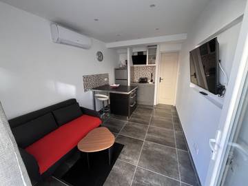 Gîte pour 2 personnes, avec jardin et terrasse dans Occitanie