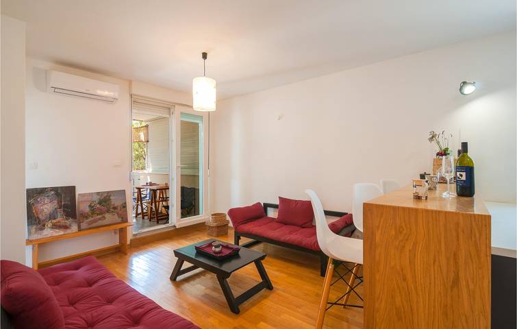 Gîte pour 3 personnes, avec terrasse à Stari Grad - 4