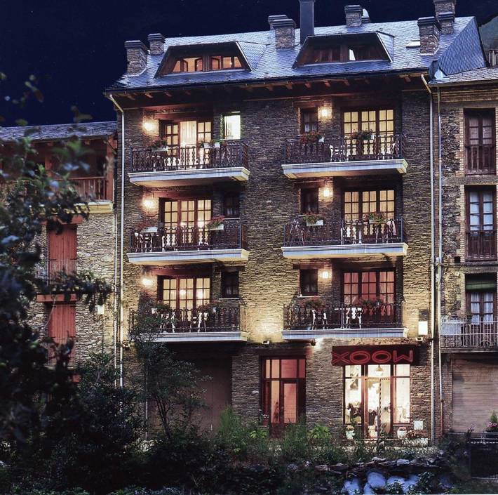 Gîte pour 6 personnes, avec Balcon et Vue à Alins