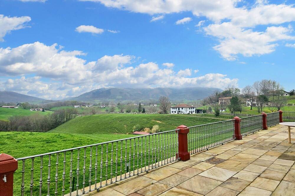 Homerez - House in Zugarramurdi in Baztan, Pyrénées-Atlantiques