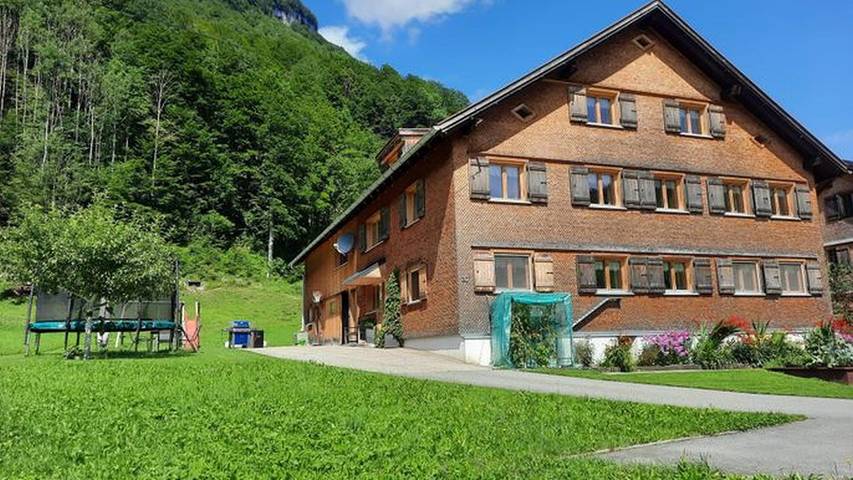 Gîte pour 6 personnes, avec jardin à Mellau - 4