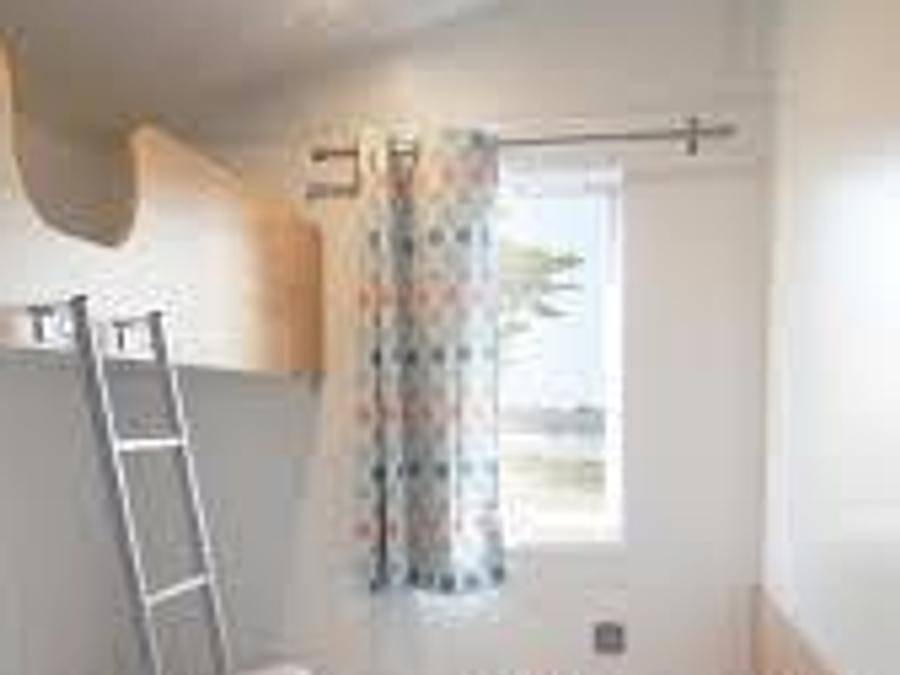 Flower Camping  Les Granges - Mobilhome 4 personnes - Pmr Confort 34 m² (2 chambres) + terrasse couverte in Luynes, Région de Tours