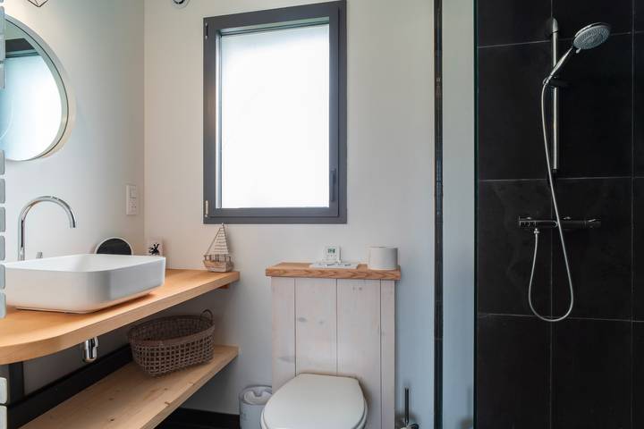 Location de vacances pour 8 personnes, avec jardin et terrasse à Locmaria - 3