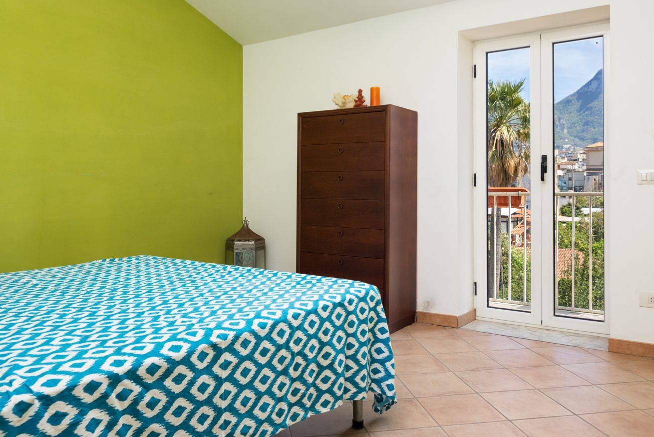 Entire apartment, La Mela - with panoramic terrace in Meta, Sorrentine Peninsula