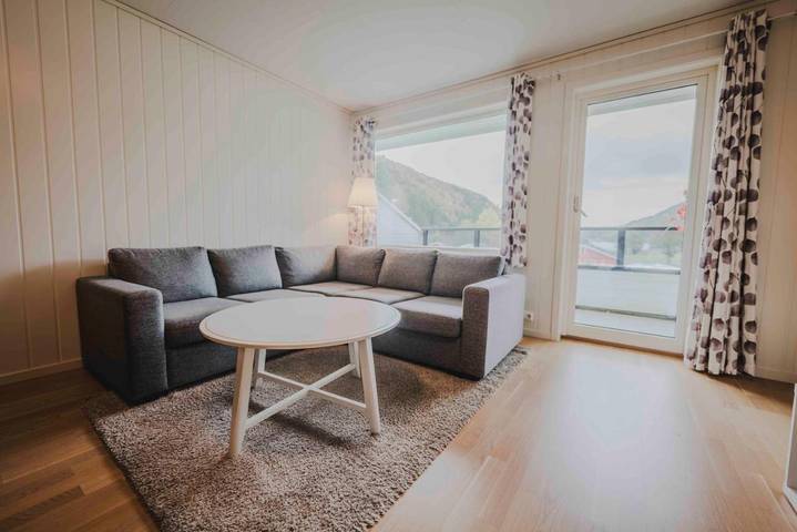 Gîte pour 4 personnes, avec vue et jardin dans Loen - 2