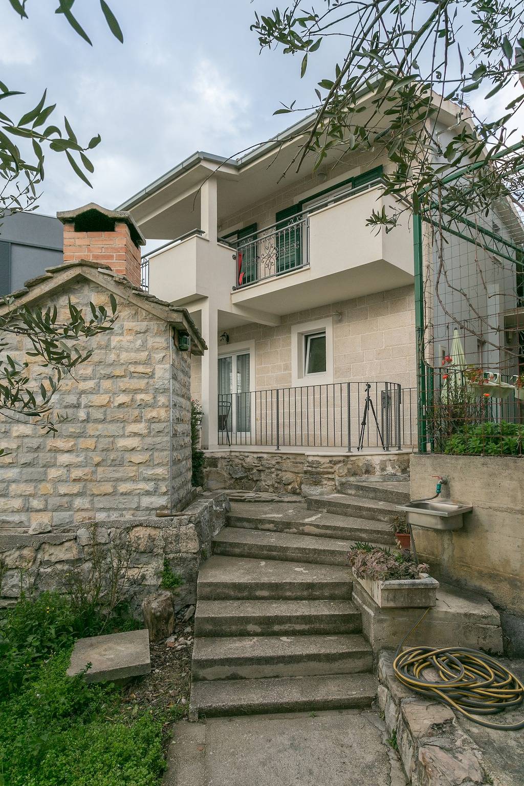 Entire apartment, Two bedroom apartment near beach Podstrana, Split A-22369-a in Grljevac (Podstrana), Podstrana