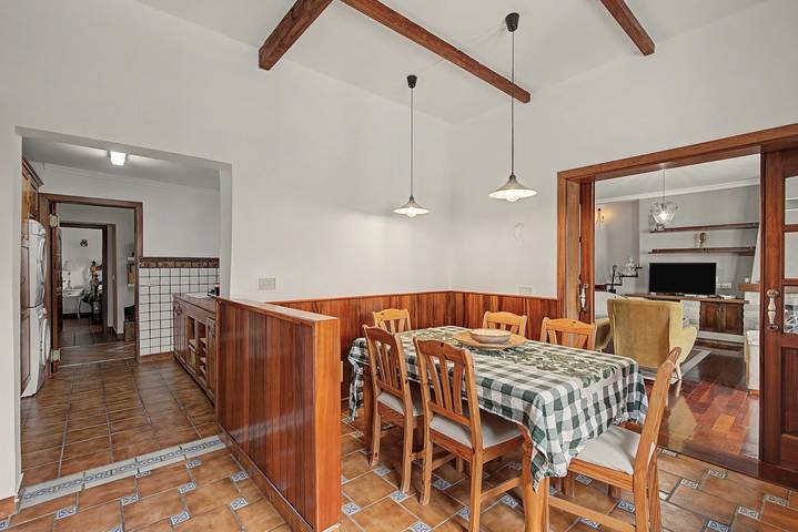 Vacation Home 'Onkar's House' with Mountain View, Wi-Fi and Air Conditioning in Cuesta Falcón, Teror