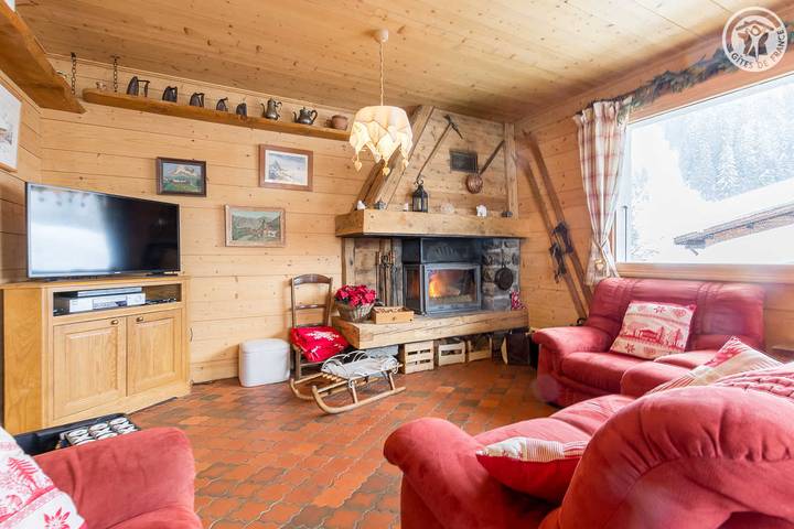 Gîte pour 5 personnes, avec terrasse à La Giettaz - 2