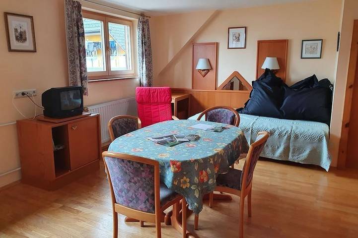 Ferienwohnung für 3 Personen, mit Garten - 1