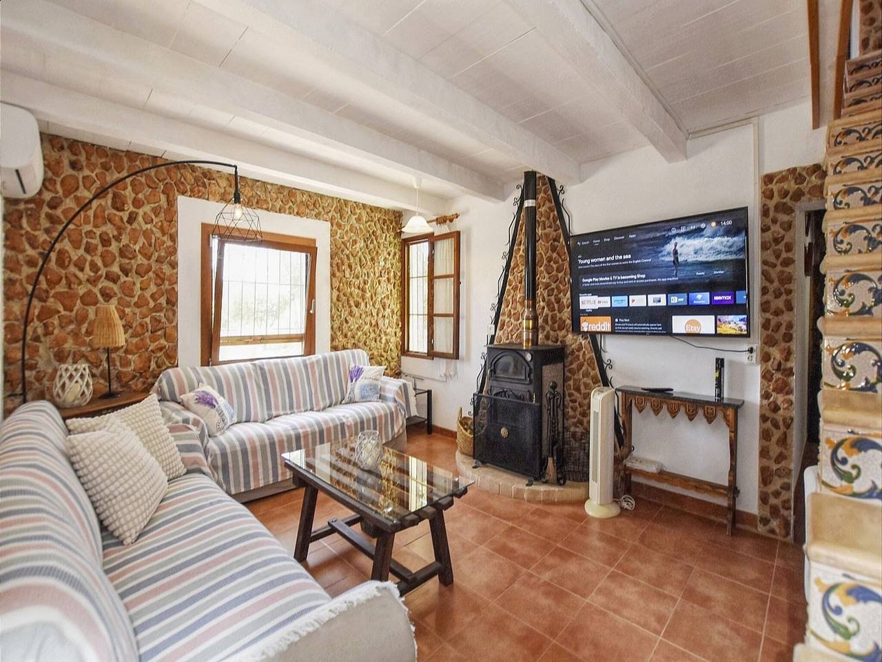 Villa in Mallorca with Pool & Tramuntana Views in Santa María del Camino, Interior de Mallorca