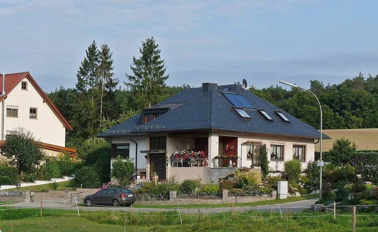 Ferienwohnung für 6 Personen, mit Balkon und Ausblick in Viereth-Trunstadt