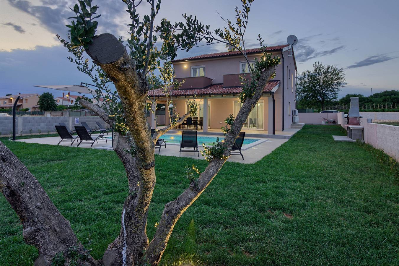 Villa für 8 Personen mit Pool in Pula-Medulin, Pula