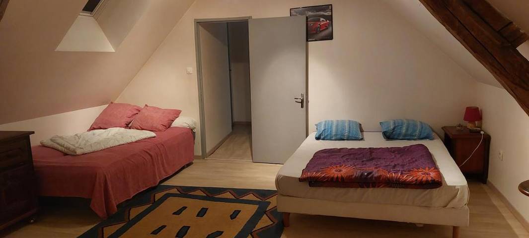 Chambre d’hôte pour 8 personnes, avec bassin pour enfant et terrasse ainsi que piscine et jardin dans Nièvre - 2