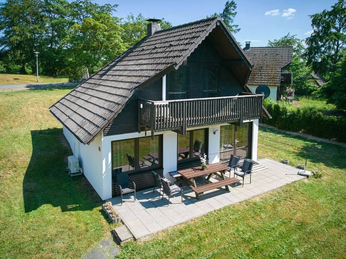 Ferienhaus für 6 Personen, mit Garten und Balkon in Frankenau