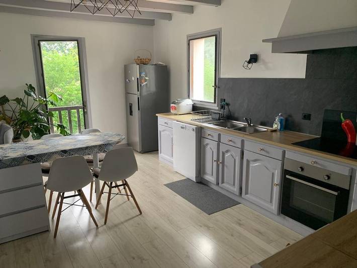 Location de vacances pour 8 personnes, avec terrasse ainsi que jardin et jacuzzi à Jatxou - 4