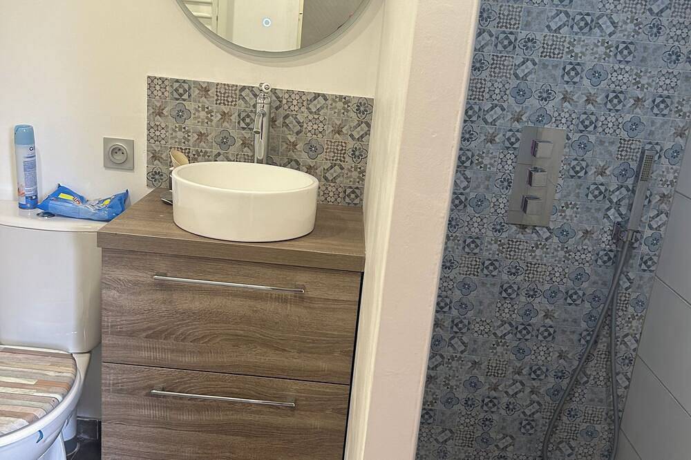 Logement indépendant dans longère avec piscine privative in Sainte-Thérèse-des-Ponts-de-Seine, Région du Havre