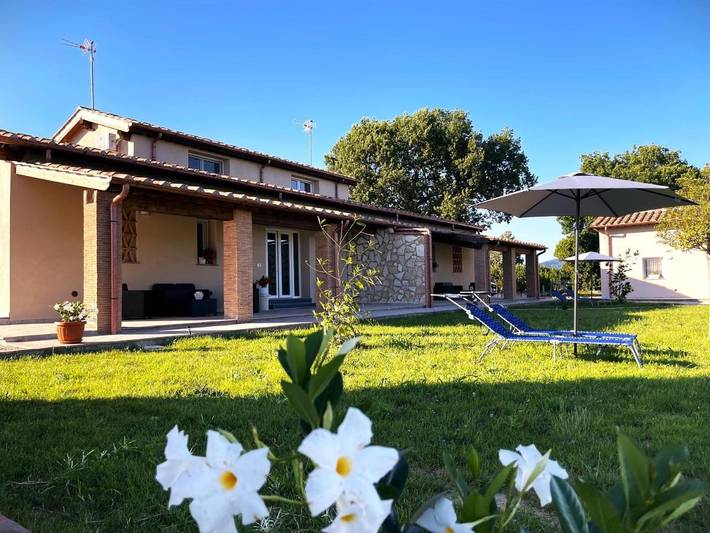 Landhaus für 8 Personen, mit Pool und Ausblick sowie Garten - 1