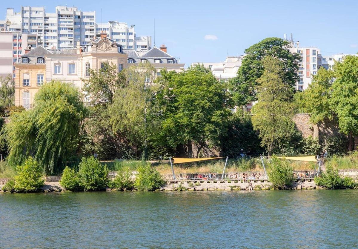 Appartement entier, Two-Bedroom Apartment in Épinay-sur-Seine, Seine-Saint-Denis