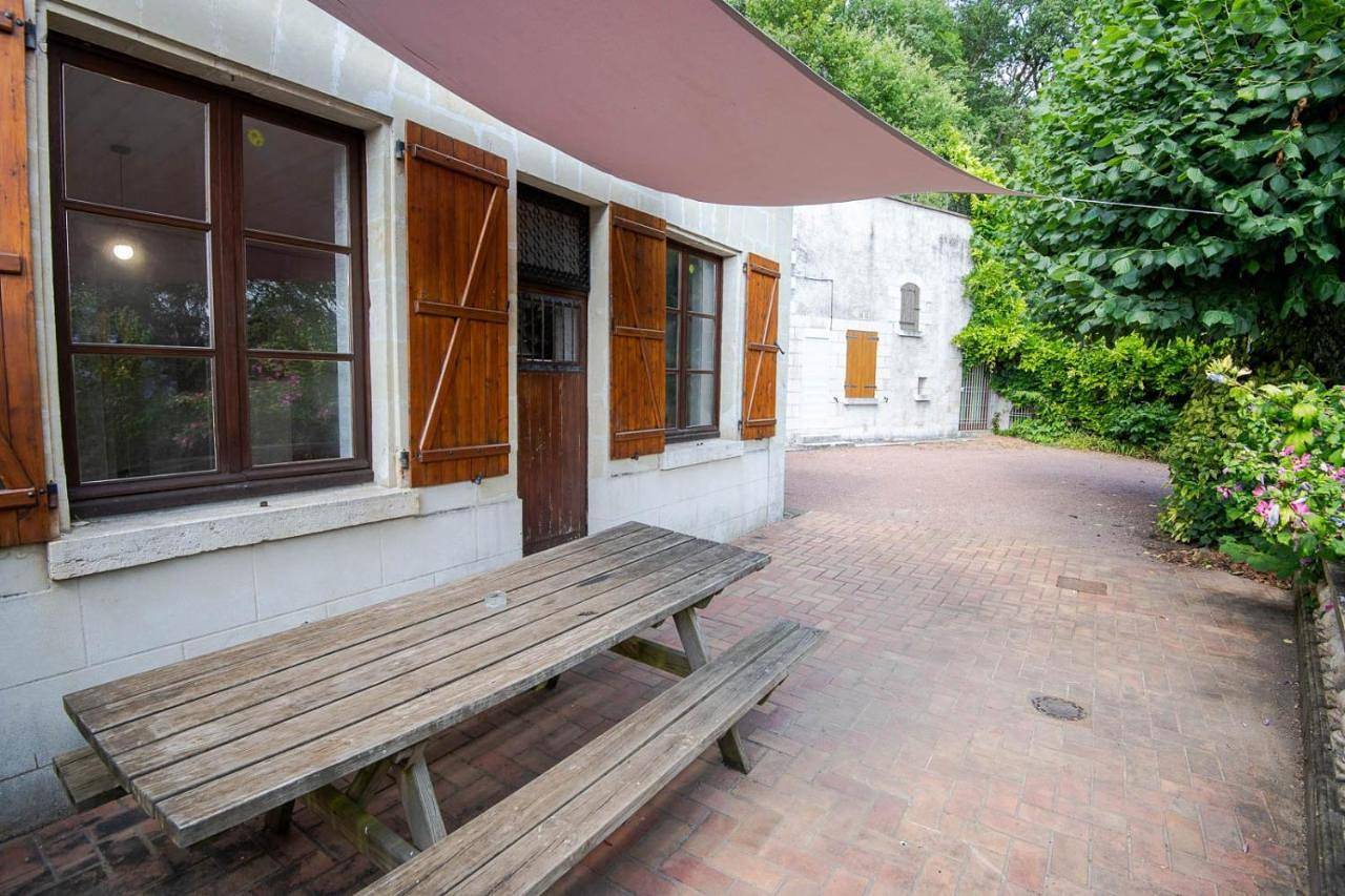La petite maison sur la colline in Nazelles-Négron, Région de Tours