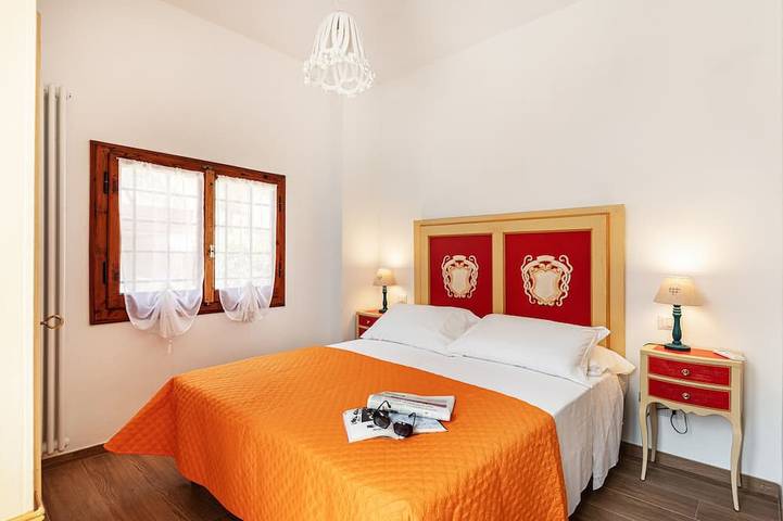Ganze Wohnung, Canaiolo holiday home with mini-pool in the center of Greve in Chianti in Greve In Chianti, Chianti