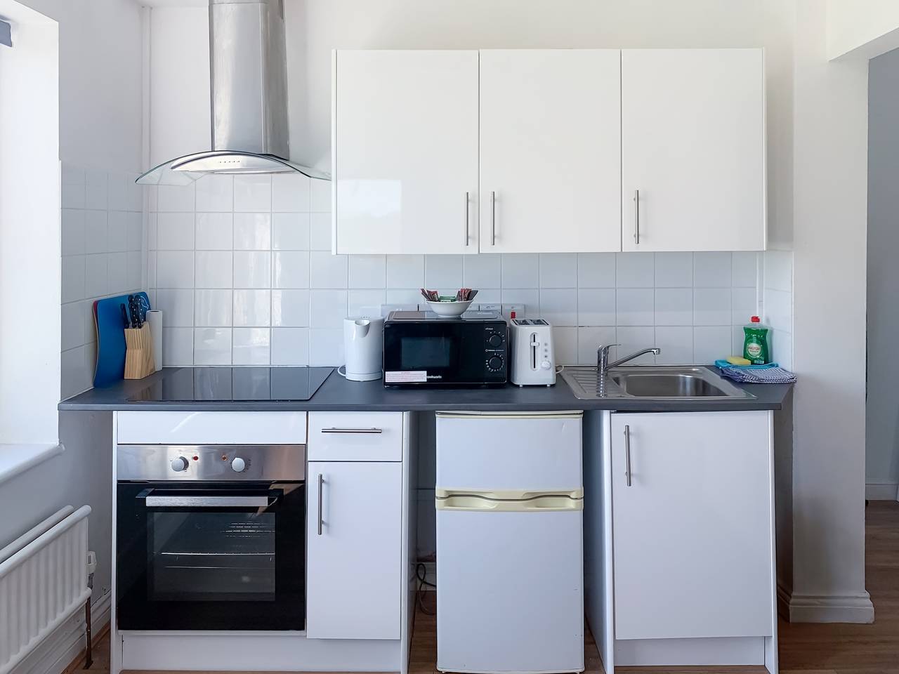 Ganzes Studio, Glastonbury Studio - Tor View - Sleeps 2 in Glastonbury, Somerset