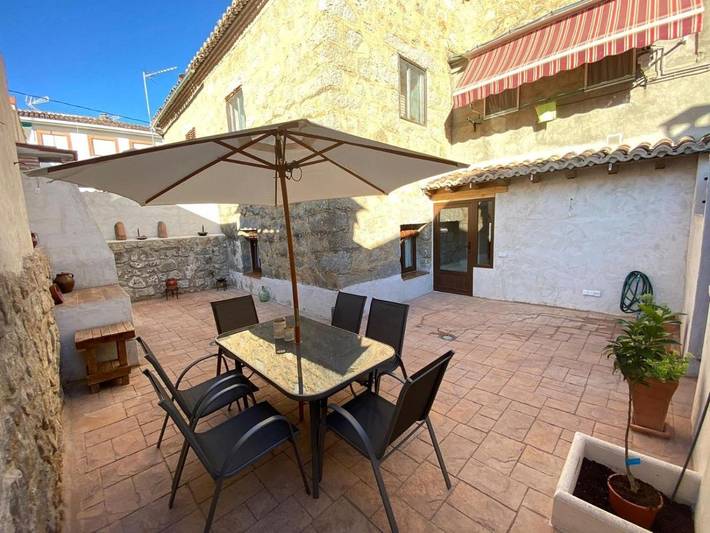 Apartamento para 6 personas, con Terraza y Jardín en Piedralaves