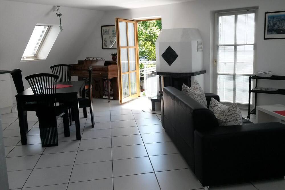 Land & Stadt, 1 - 4 Personen in Unterhaching, Oberbayern
